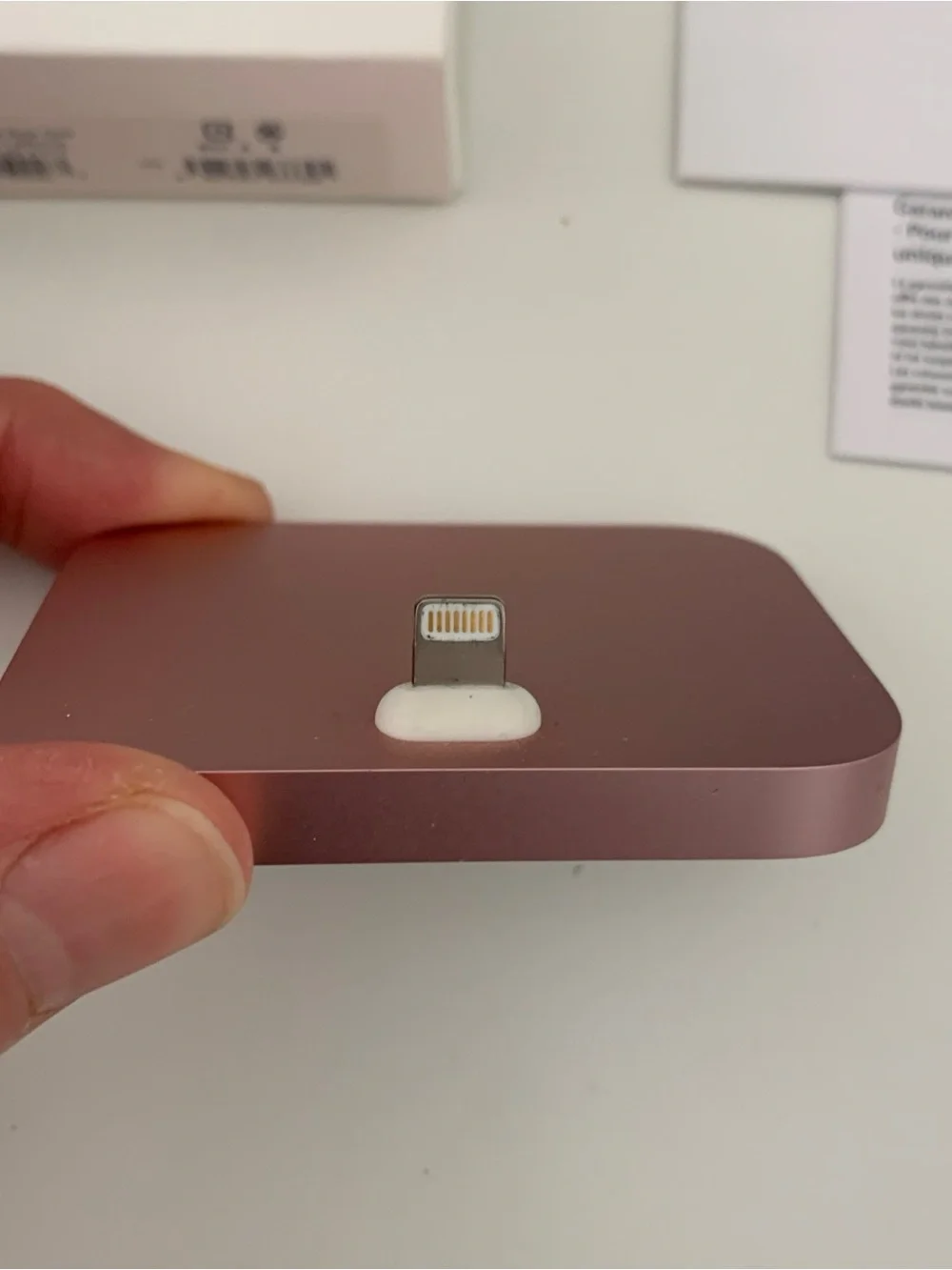 Apple iPhone Lightning Dock — Rose Gold